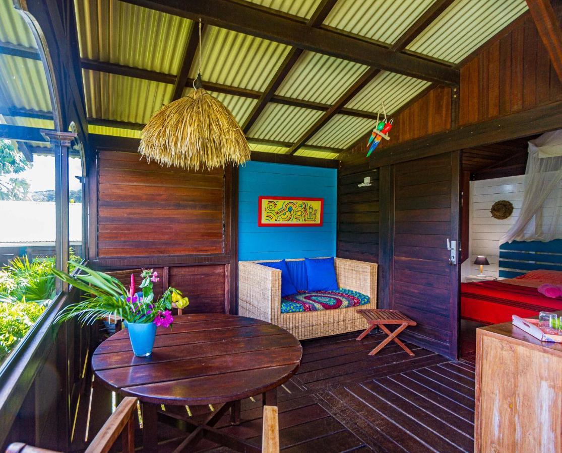 Piton Bungalows Ecolodges Deshaies Exteriör bild