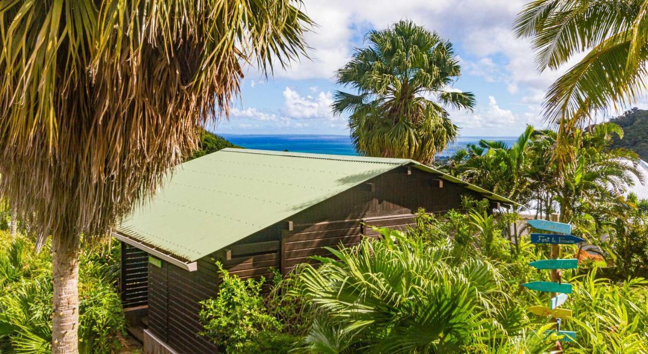 Piton Bungalows Ecolodges Deshaies Exteriör bild