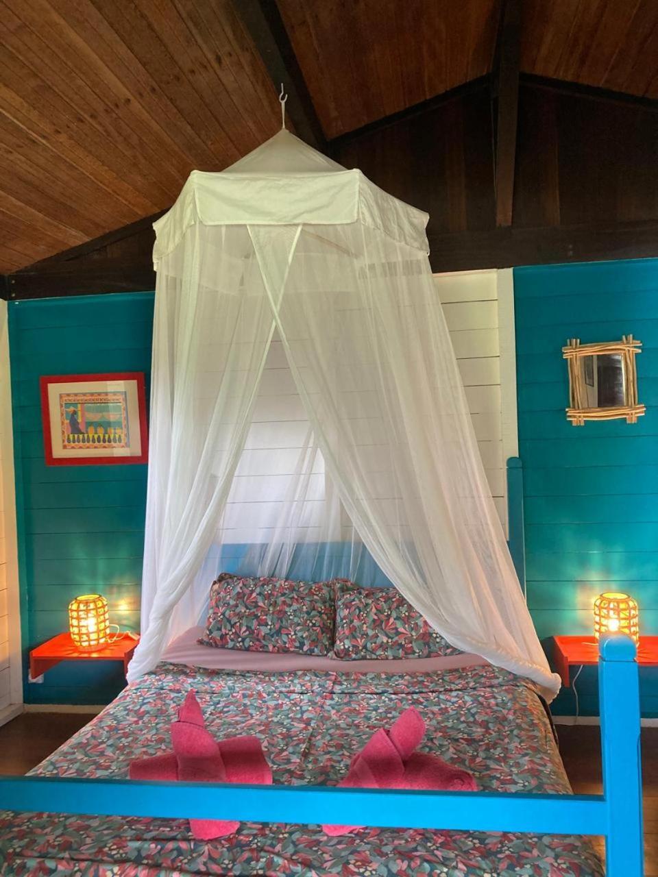 Piton Bungalows Ecolodges Deshaies Exteriör bild