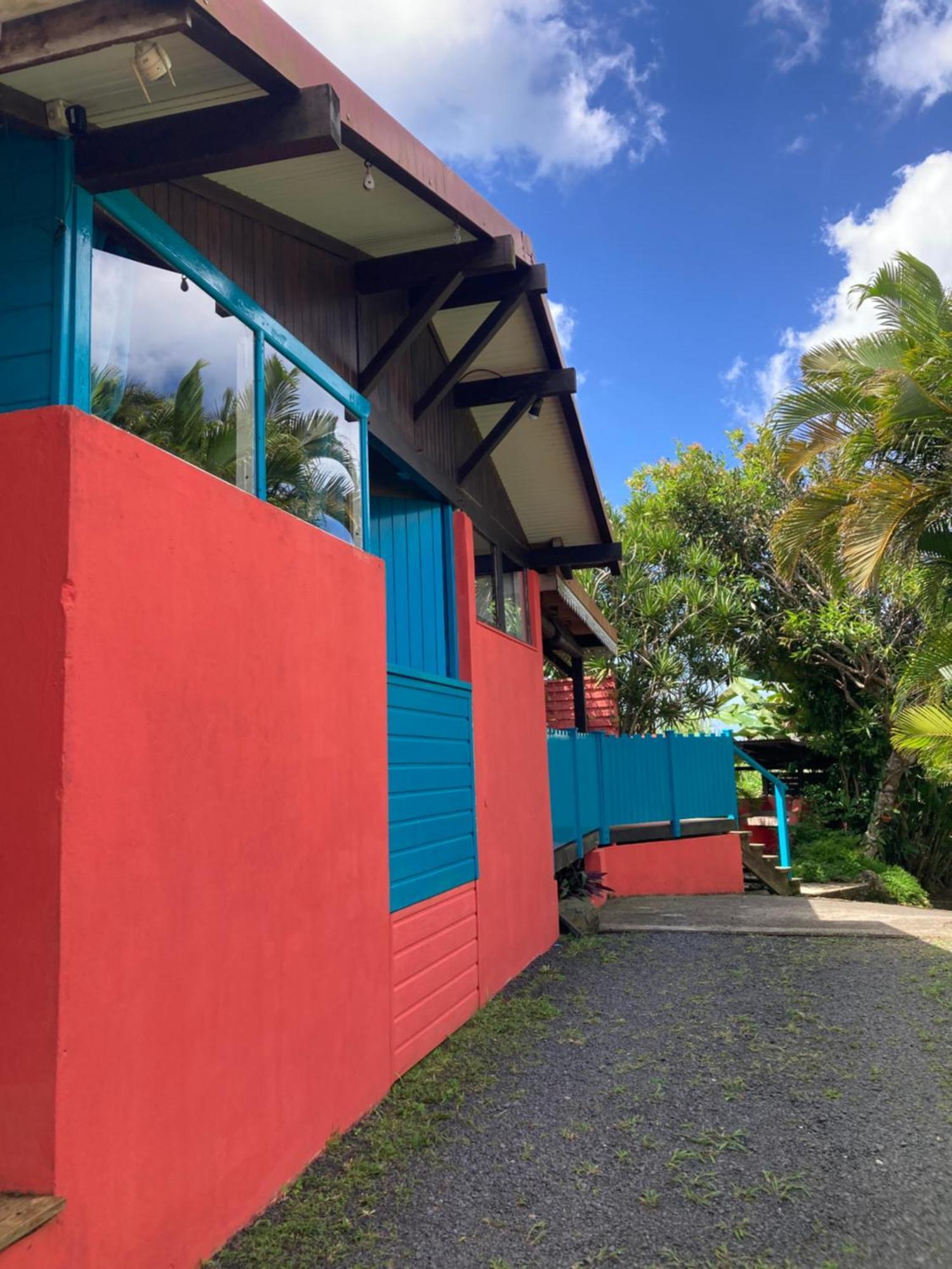 Piton Bungalows Ecolodges Deshaies Exteriör bild
